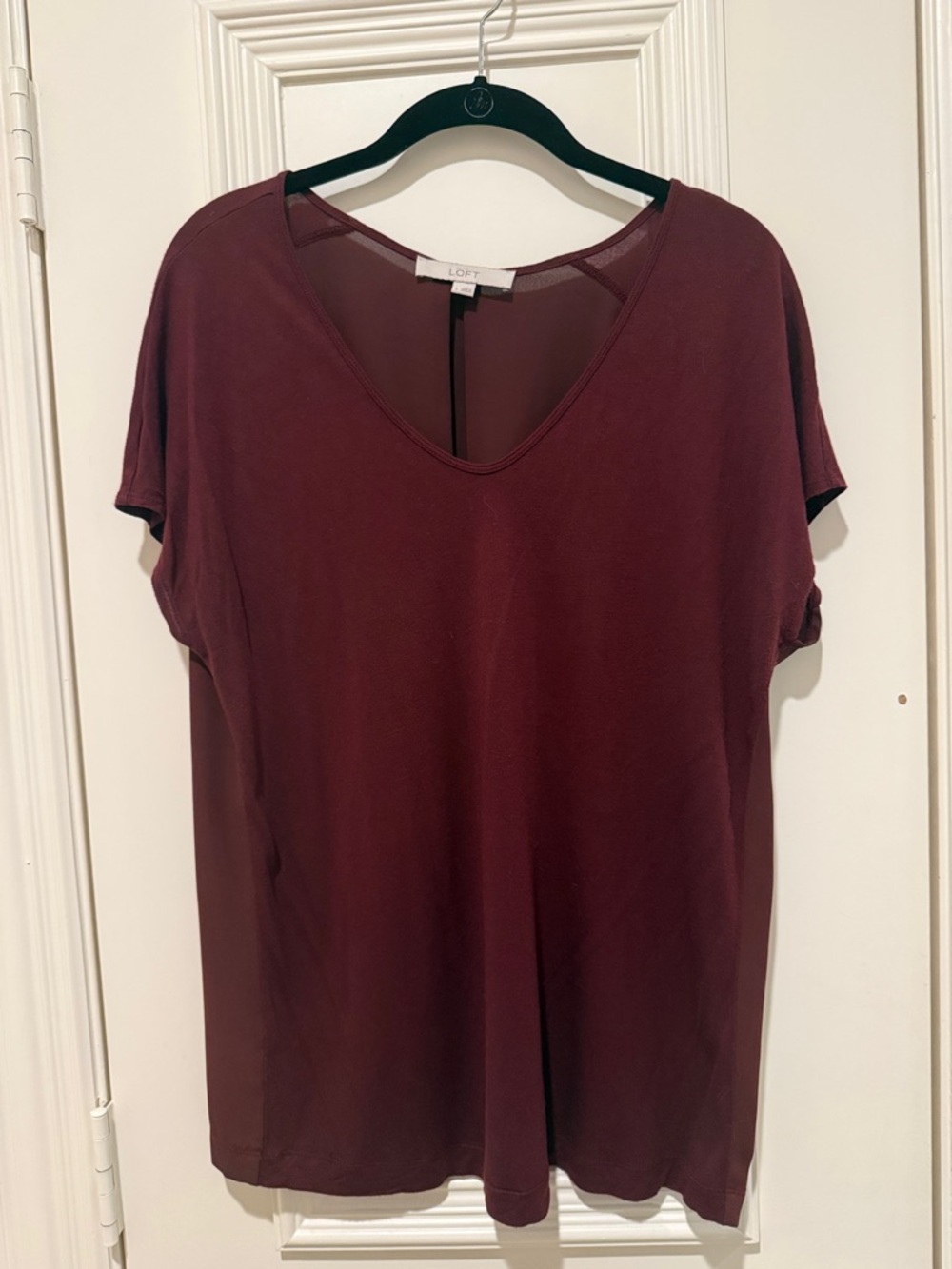 LOFT Short Sleeve V-Neck Tee in Burgundy